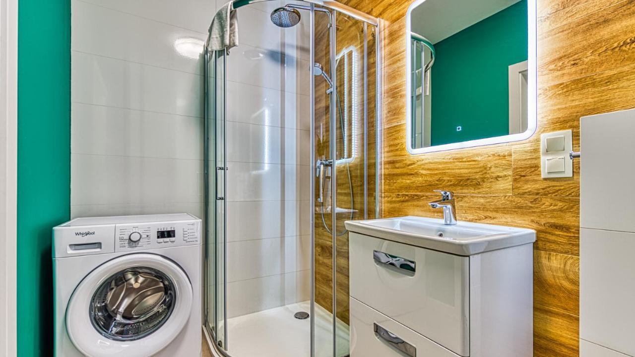 Apartament Kwiatowy - 5D Apartamenty Świeradów-Zdrój المظهر الخارجي الصورة