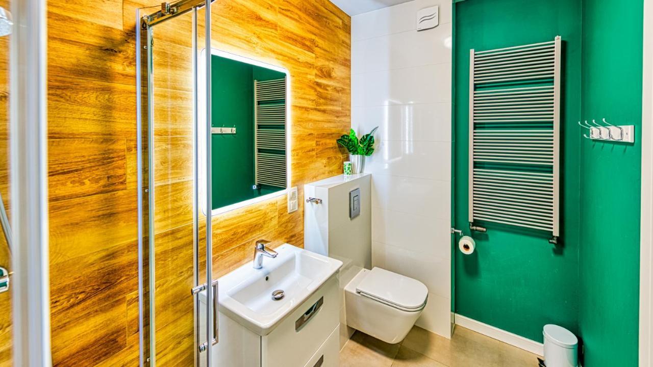 Apartament Kwiatowy - 5D Apartamenty Świeradów-Zdrój المظهر الخارجي الصورة